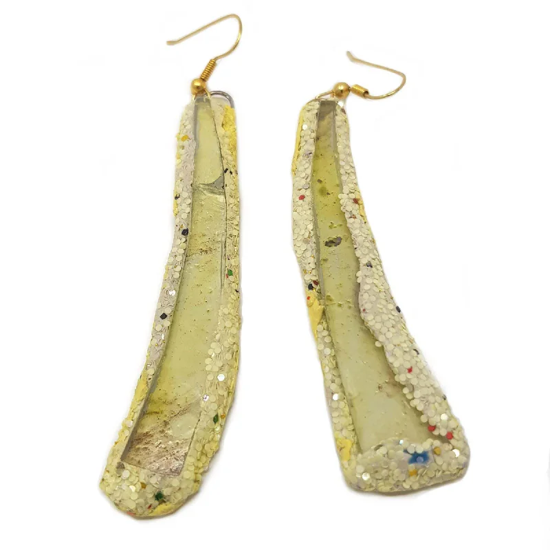 LONG PALE YELLOW PENDANT EARRINGS, 2006