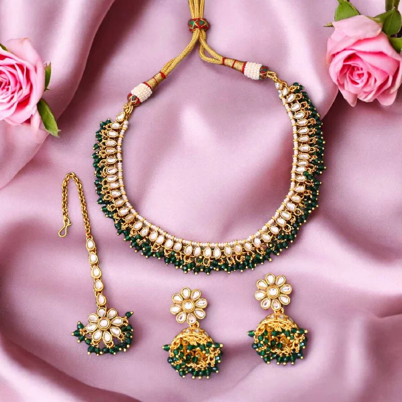 Emerald Heeral Kundan Jewellery Set