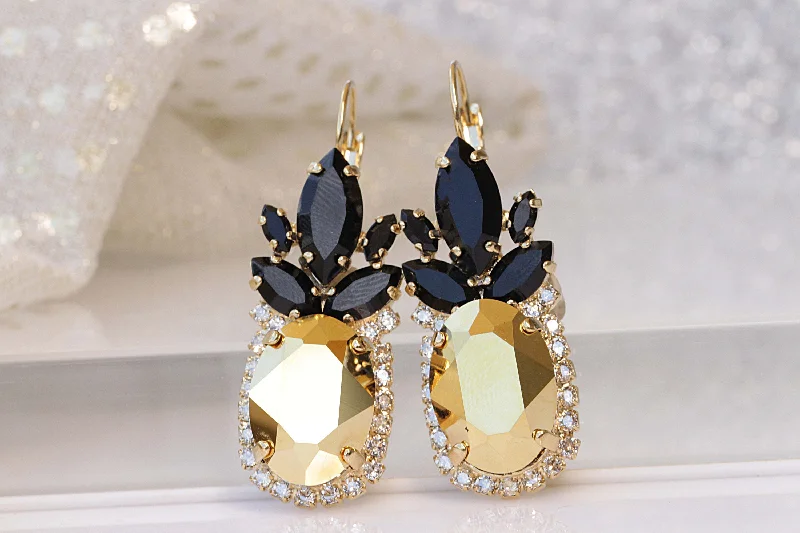 BLACK GOLD EARRINGS