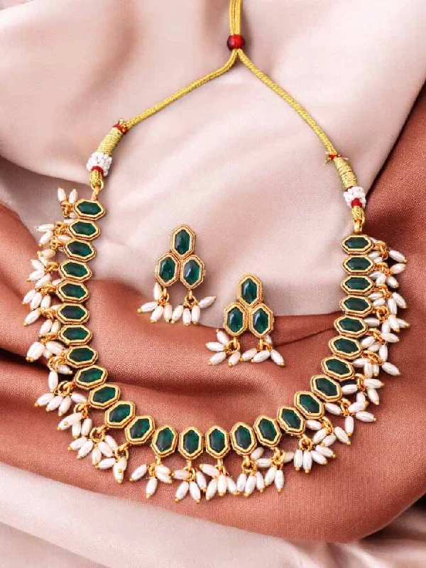 Emerald Nilakantha Antique Jewellery Set - New Arrival