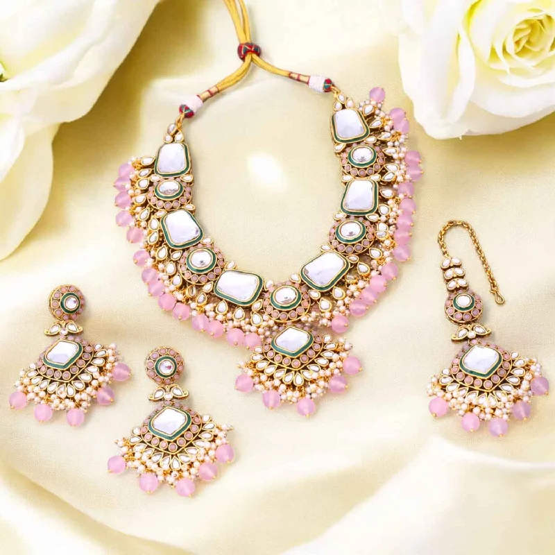 Blush Kunti Kundan Jewellery Set