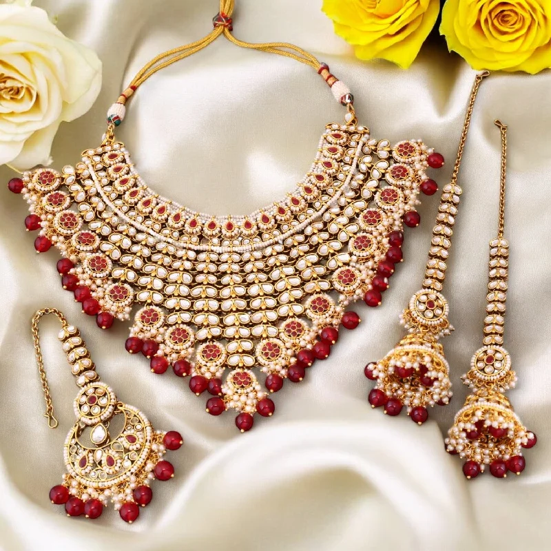 Ruby Aarya Kundan Jewellery Set