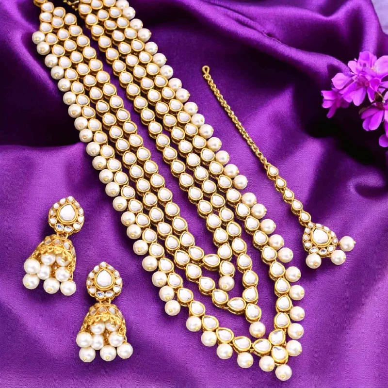 Ivory Pankhi Kundan Jewellery Set