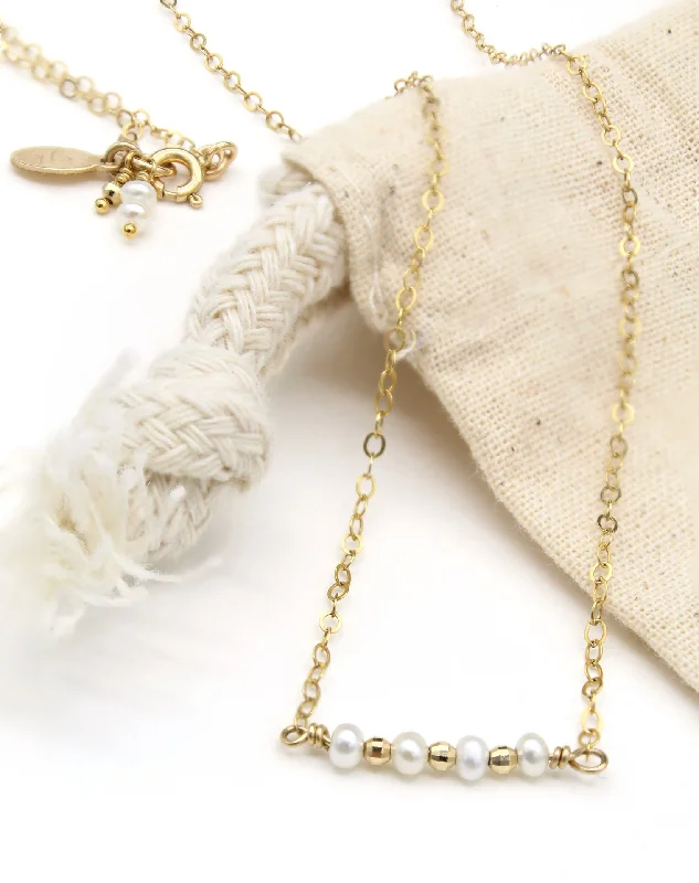 Sparkling Pearl Bar Necklace