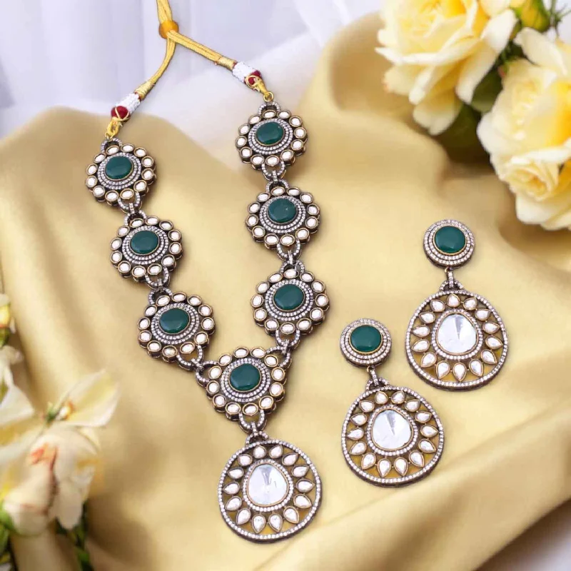 Emerald Petra Victorian Jewellery Set - New Arrival