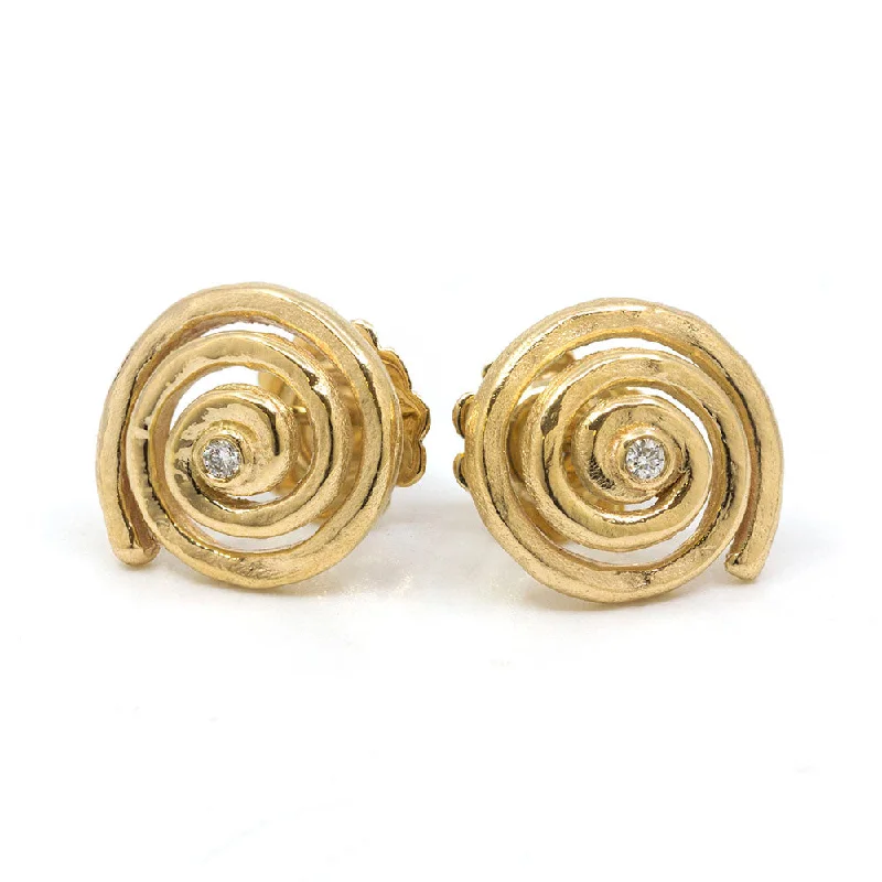 Spiral Hammered Gold Earring with Diamonds