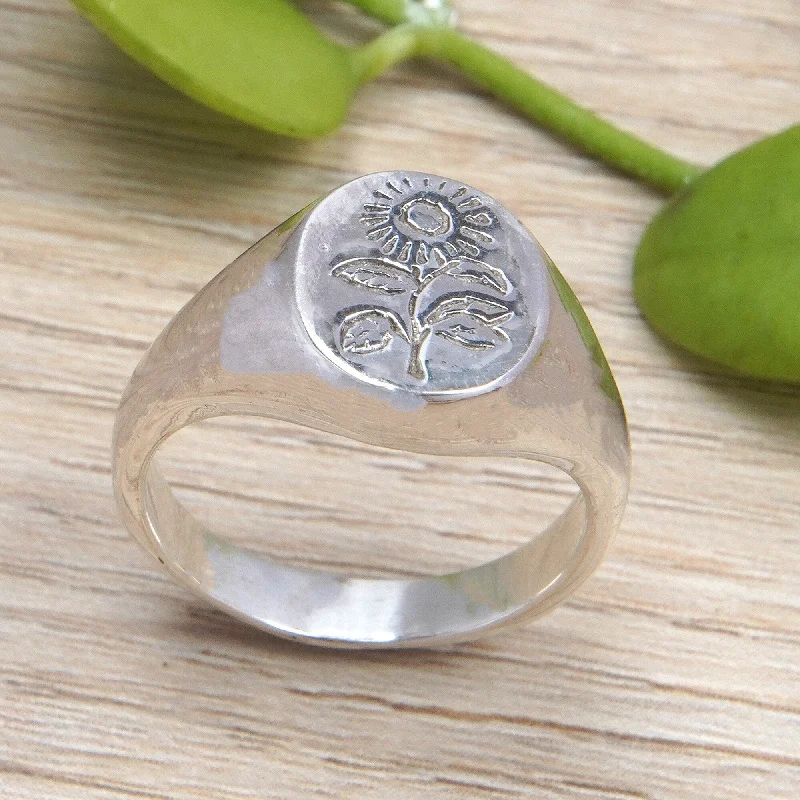 Novica Handmade Icon Of Summer Sterling Silver Signet Ring